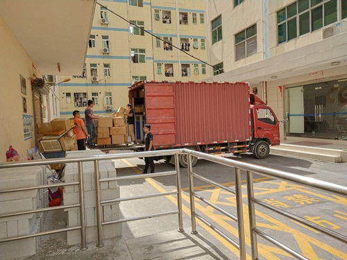 深圳龍華貨車(chē)出租,龍華尾板貨車(chē)搬家遷廠(chǎng)