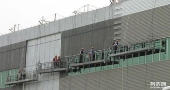 吊籃出租與玻璃幕墻更換維修服務 東邦幕墻的專業(yè)解決方案